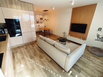 Prodej bytu 3+kk 96 m² s vlastní zahradou