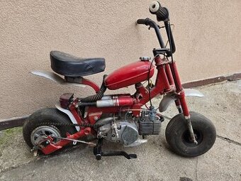 Prodám motorky peugeot skútr kymco a malá jawa 50 - 1