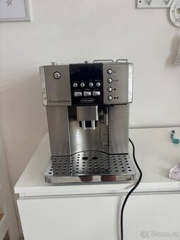 Kávovar DeLonghi ESAM 6600