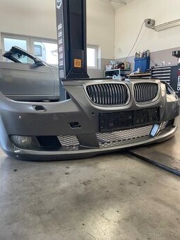 Přední nárazník na bmw e92