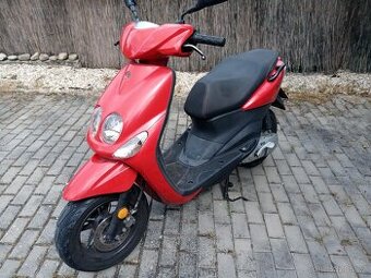 Skutr Yamaha Neos