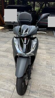 Honda Sh125 ABS 2022 najeto 2100km