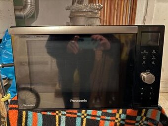 Mikrovlnka Panasonic NN-DF383BEPG