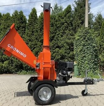 Štěpkovač benzínový za traktor CRBX-44