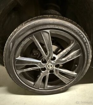Pneumatiky YOKOHAMA 225/45 R 18 ADVAN SPORT V105 95Y XL RPB