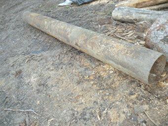 Železná trubka průměr 30 cm