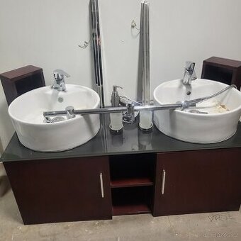 Luxusní koupelnový set