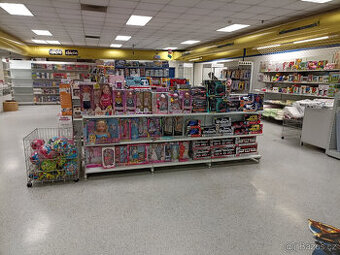 Vybavení obchodu ze zrušené prodejny