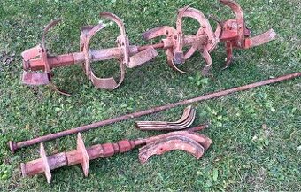 Vari AKY 357 - kopinaté nože