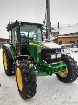 Predám traktor JOHN DEERE 5820