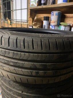 Letní pneu 195/45 r16