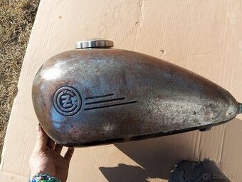 Nádrž ČZ 125/ 150 C patinovka