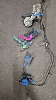 Motorky klapek klimatroniku A4 b6 b7