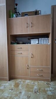 Šatní skříň