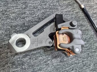 Zadní brzda Husqvarna TE 300 24-24 komplet nová.