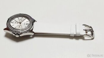 damske hodinky guess