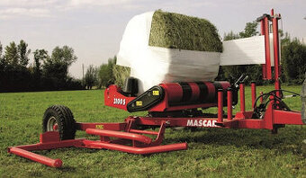 Koupím samonakládací baličku, ovíječku, BALIČKA