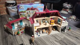 Schleich 42416 velký dům..