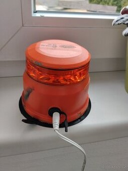 Aku led majak oranzovy