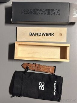 Nový řemínek BANDWERK Kork pro Apple Watch 45/44mm