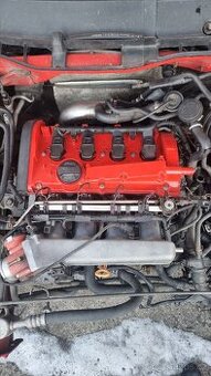 Motor 1.8T auq kompletní včetně převodovky