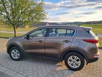 Kia Sportage 1.6 GDI Cool | 40 638 km | 1. majitel | ČR | Ka