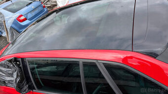 Panoramatická střecha + další díly Škoda Rapid Spaceback