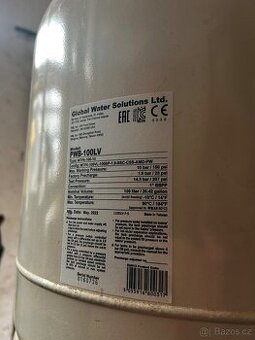 Tlaková nádoba + řídící jednotka čerpadlo