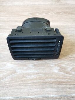 Levý výdech topení octavia 1 1U1819701