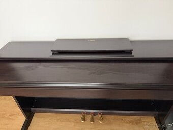 Digitální piano Yamaha YDP-143. P.c.32000