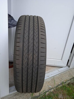 Letní pneu 215/60 r18