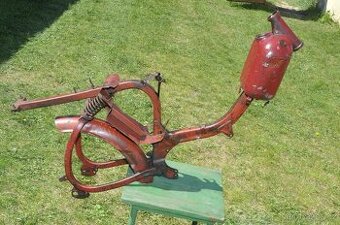 Jawa 555 Pionýr - Rám nádrž