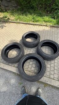 Letní pneu 245/45 r18 - 1
