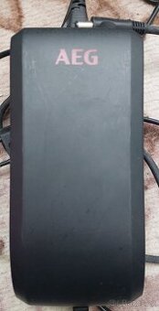 nabíječka elektrokola AEG 36V/4A