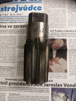 P:strojní závitník M48x2