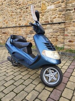 Piaggio hexagon 250GT