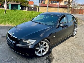 BMW Řada 3,  e90 320i 110kW.Dig.klima