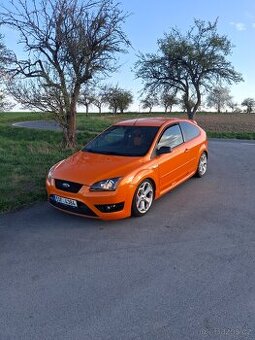 St225 focus