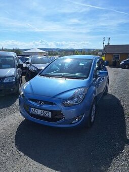 Hyundai ix20 1.6i CVVT 92Kw Trikolor - 1