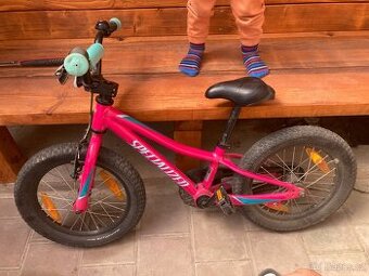 Kolo specialized vel. 16