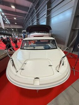 Nový motor. člun Remus 525ST + Mercury F 80