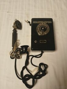 Starožitný nástěnný telefon Rikstelefon