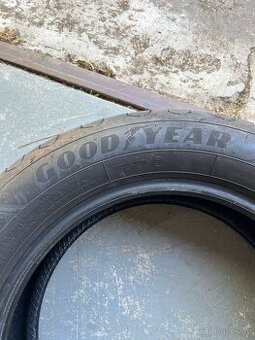 Letní pneu 205/60 R16 GoodYear