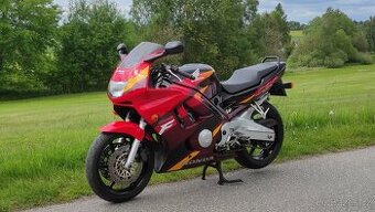 Honda CBR 600 F v luxusním stavu