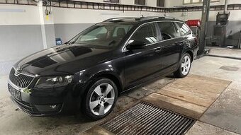 Škoda Octavia 3 1.4TSI 103kw DSG,BIXENON,LED,KUŽE,TAŽNE,R17