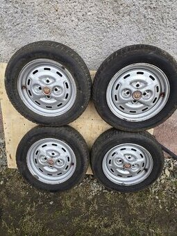 Kola na Fiat 127 Sport
