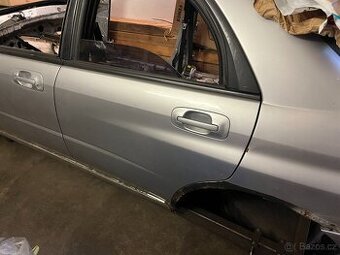 Dveře levé zadní Subaru Impreza GD