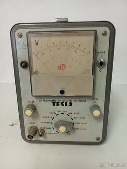 Měřící přístroj TESLA - 1