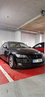 BMW 320i coupe