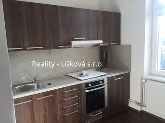 Pronájem zrekonstruovaného bytu 1+1 v ul. Thomayerova v Ústí